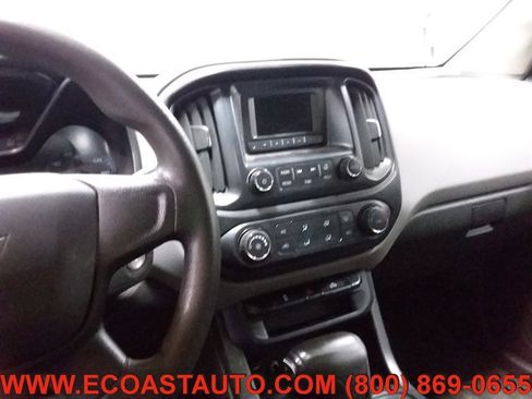Used 2016 Chevrolet Colorado W/T image 12