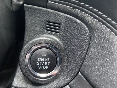 Used 2025 Subaru Outback Touring image 33