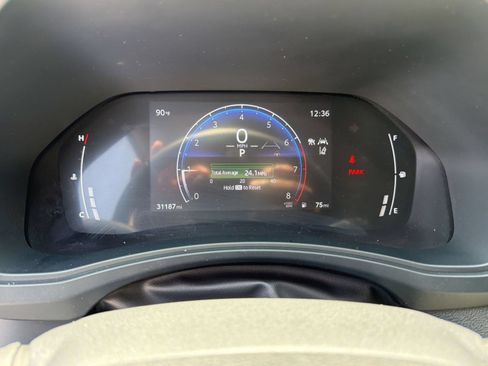 Used 2024 Toyota Grand Highlander FWD image 25