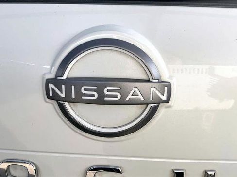 Certified 2022 Nissan Rogue SV w/ SV Premium Package image 29