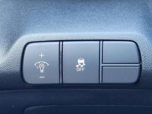 New 2025 Hyundai Elantra Sport image 29