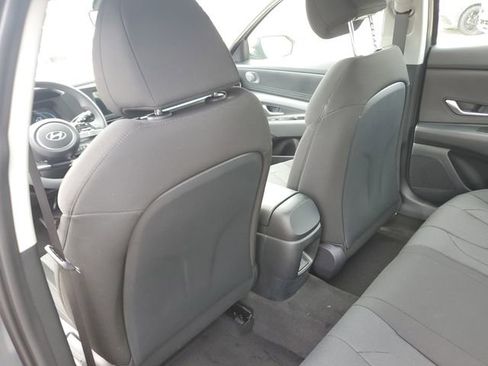 New 2026 Hyundai Elantra SEL Sport FWD image 12