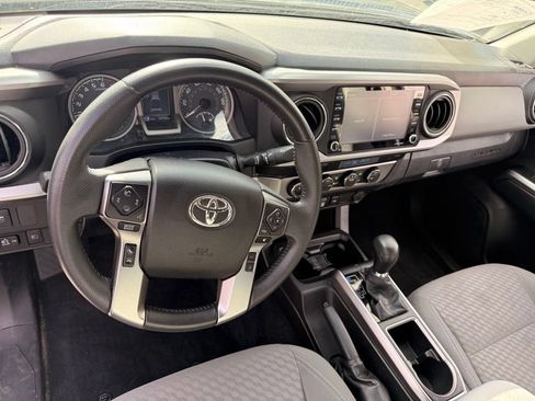 Used 2021 Toyota Tacoma SR5 w/ Technology Package AWD/4WD image 19