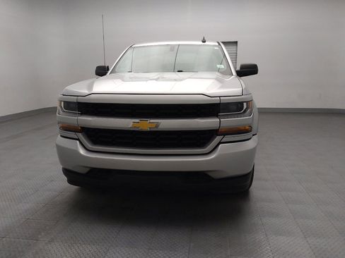 Used 2018 Chevrolet Silverado 1500 Custom w/ Custom Value Package image 15