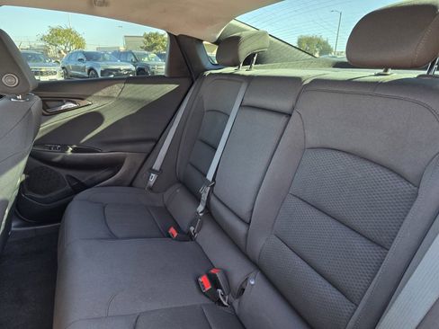 Used 2021 Chevrolet Malibu LT image 15