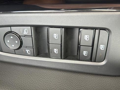 New 2026 Nissan Pathfinder SV AWD/4WD image 25
