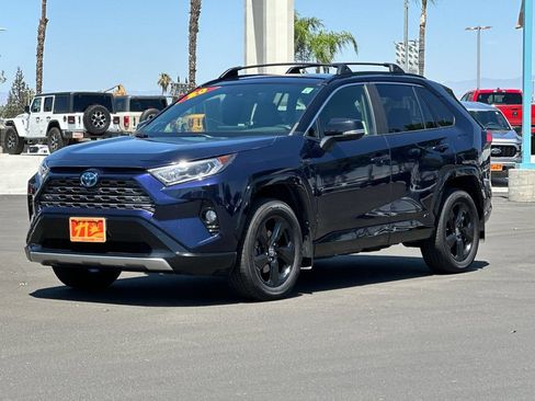 Used 2020 Toyota RAV4 XSE AWD/4WD image 1