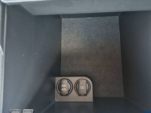 Used 2025 Hyundai Palisade SEL FWD image 25