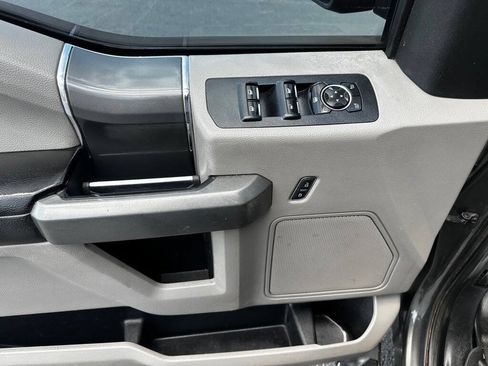 Used 2016 Ford F150 XLT w/ Equipment Group 302A Luxury RWD image 12