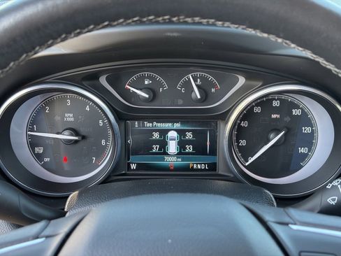 Certified 2019 Buick Envision Essence w/ LPO, Active Package FWD image 31