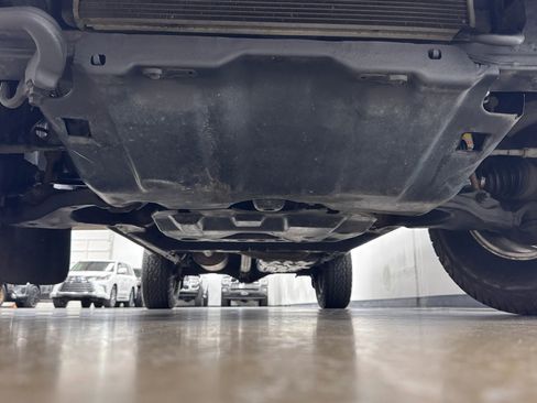 Used 2011 Toyota Tacoma 4x4 Double Cab w/ TRD Off-Road Pkg w/JBL Audio image 20