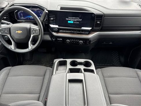 Used 2025 Chevrolet Silverado 1500 LT image 15