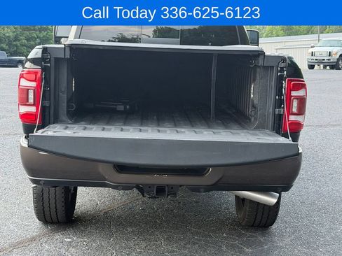 Used 2024 RAM 2500 Limited w/ Towing Technology Group AWD/4WD image 12