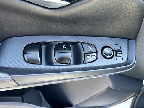 Used 2023 Nissan Sentra SV image 30