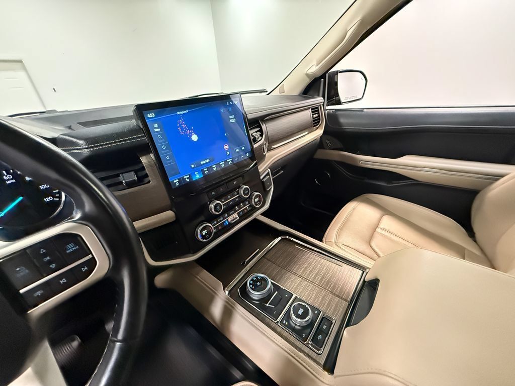 Used 2024 Ford Expedition Limited AWD/4WD image 83
