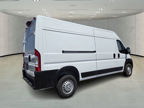 New 2026 RAM ProMaster 2500 w/ Convenience Group FWD image 4