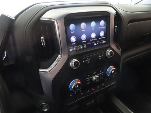 Used 2019 GMC Sierra 1500 SLT image 19