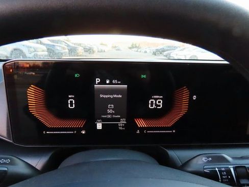 New 2025 Kia K4 FWD image 26