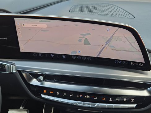 New 2026 Cadillac Lyriq V w/ Exterior Carbon Fiber Package AWD/4WD image 12
