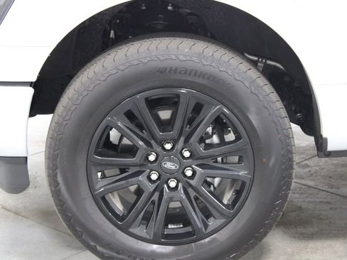 Used 2025 Ford F150 Platinum AWD/4WD image 21