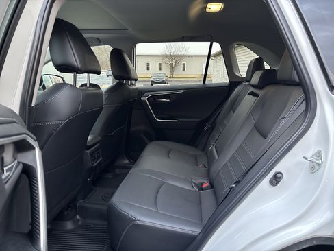 Used 2024 Toyota RAV4 Limited image 14