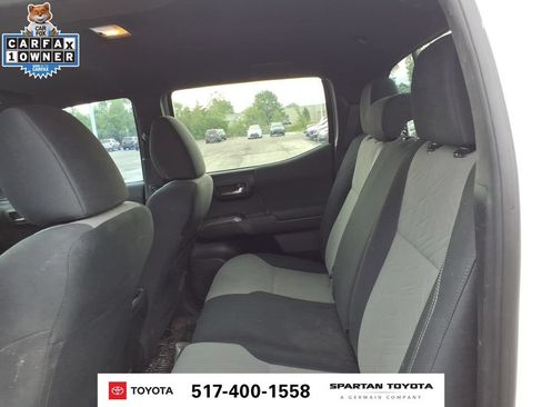 Used 2021 Toyota Tacoma TRD Sport w/ Technology Package AWD/4WD image 11