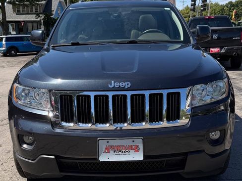 Used 2012 Jeep Grand Cherokee Laredo AWD/4WD image 5