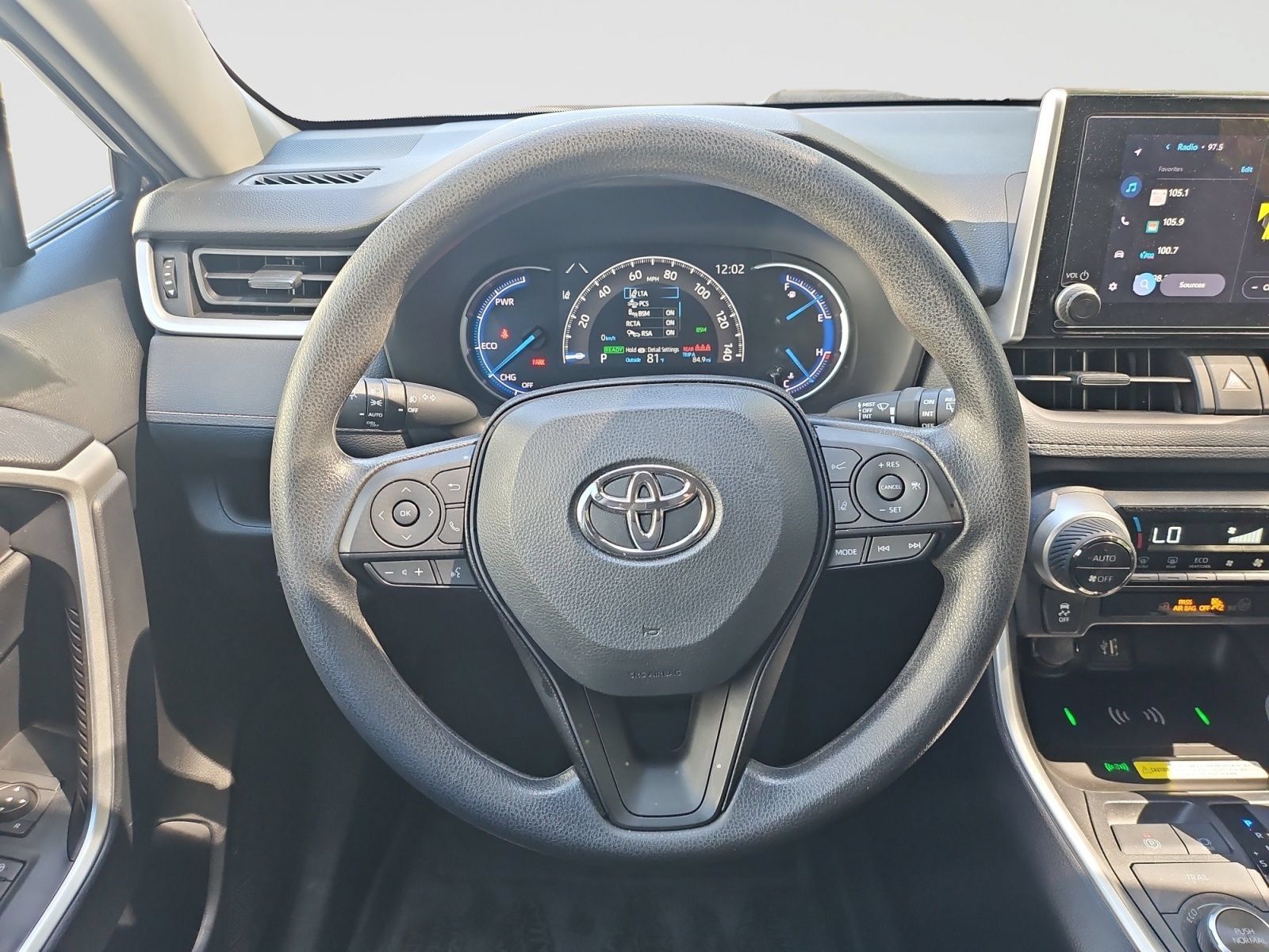 Used 2024 Toyota RAV4 AWD Hybrid image 44