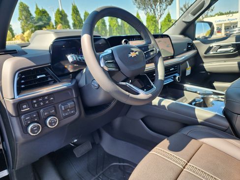 New 2025 Chevrolet Tahoe High Country image 23