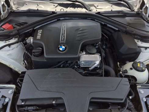 Used 2016 BMW 328i Sedan RWD image 10