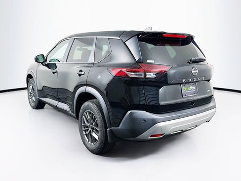 Used 2023 Nissan Rogue S AWD/4WD image 5