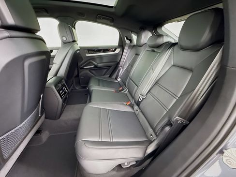 New 2026 Porsche Cayenne Coupe AWD/4WD image 26