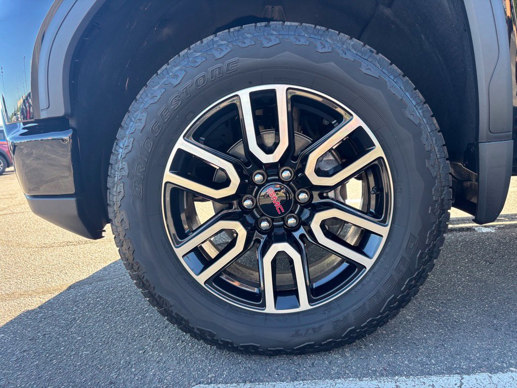 Used 2026 GMC Sierra 1500 AT4 w/ AT4 Premium Package AWD/4WD image 34