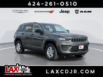 Used 2022 Jeep Grand Cherokee Laredo w/ Luxury Tech Group I