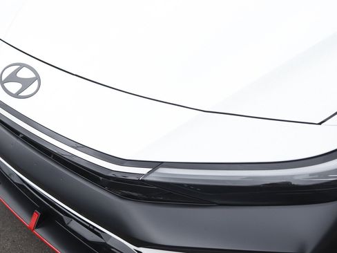 New 2025 Hyundai Elantra N image 10