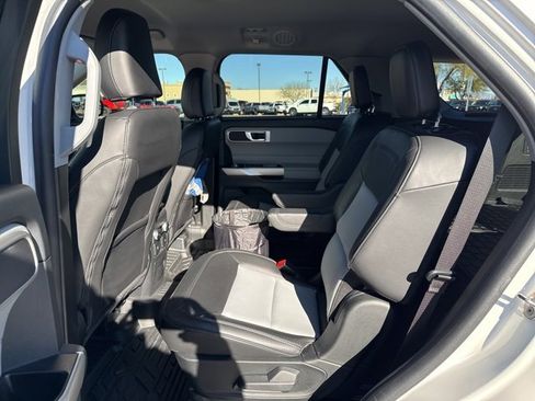 Used 2023 Ford Explorer XLT w/ Equipment Group 202A image 11
