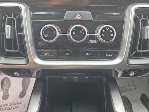 Used 2022 Kia Sorento LX FWD image 27