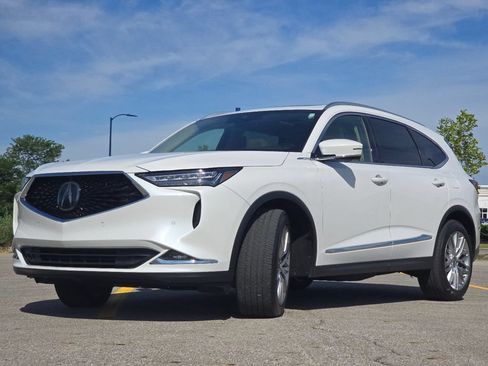 Used 2023 Acura MDX SH-AWD w/ Advance Package image 12