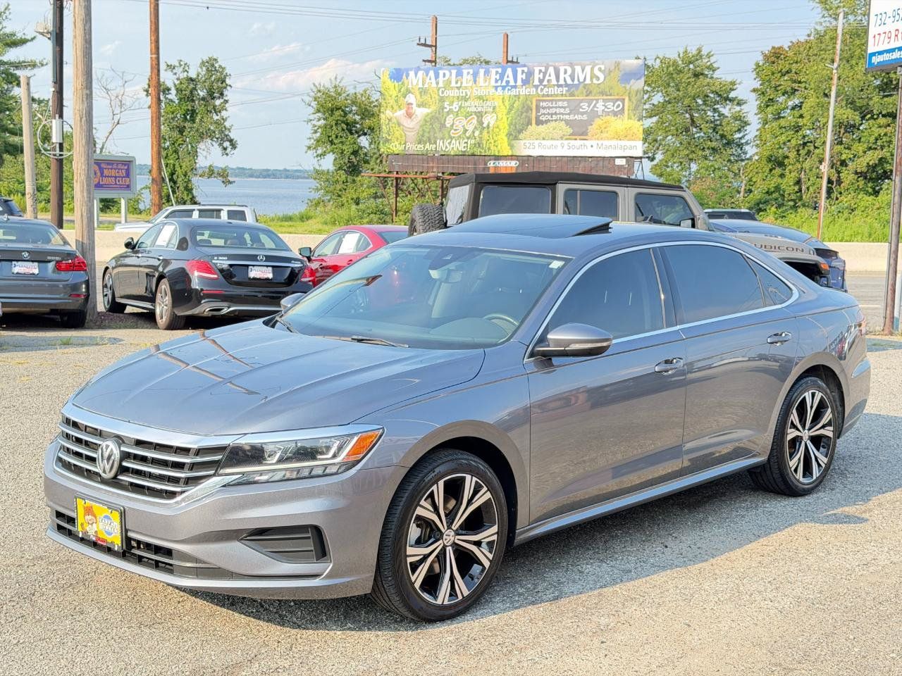 Used 2022 Volkswagen Passat 2.0T SE FWD image 8