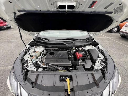 Certified 2023 Nissan Rogue SL w/ SL Premium Package image 10