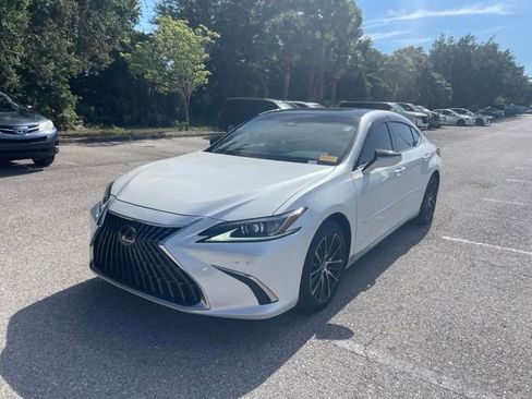 Used 2024 Lexus ES 350 w/ Premium Package FWD image 5