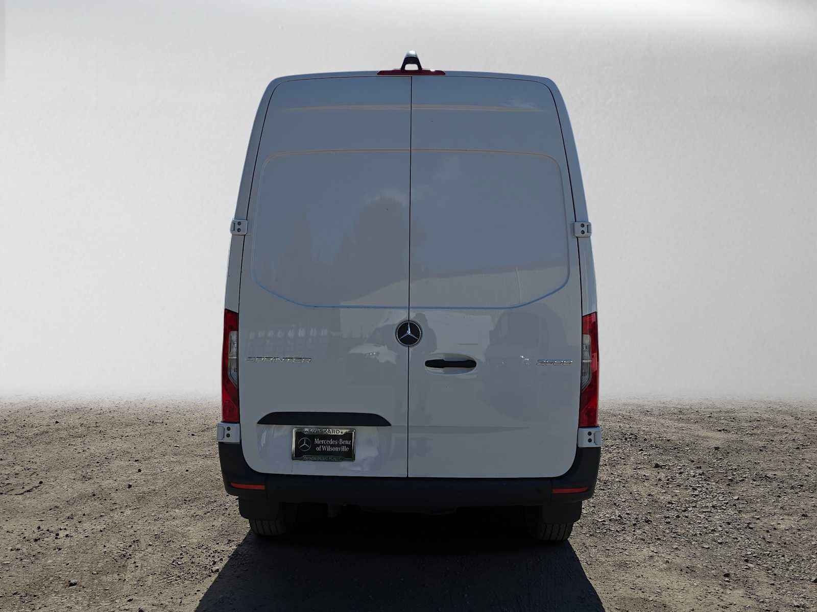Used 2026 Mercedes-Benz Sprinter 2500 image 4