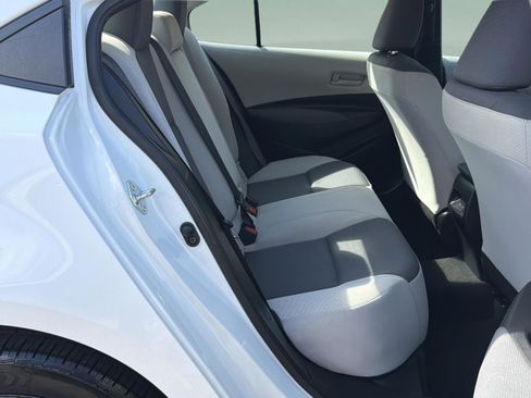 Used 2023 Toyota Corolla LE image 37