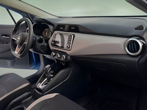 Used 2021 Nissan Versa SV image 18