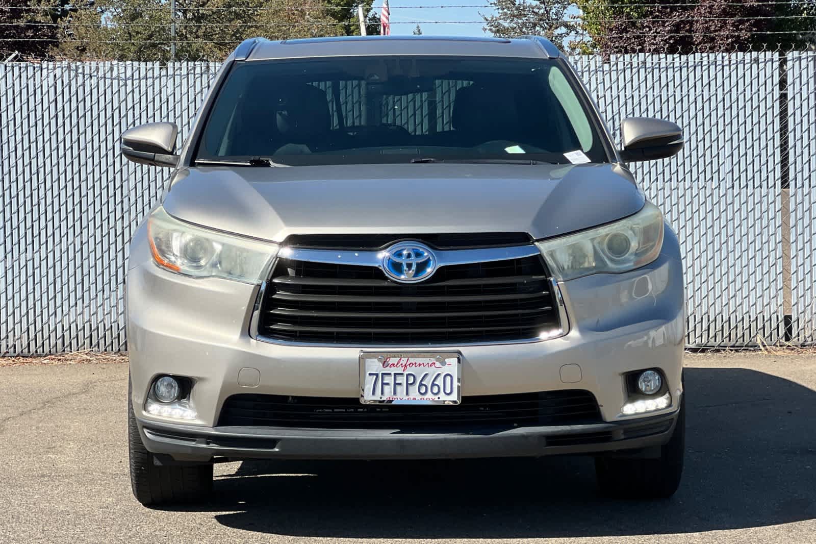 Used 2014 Toyota Highlander Limited Platinum AWD/4WD image 8