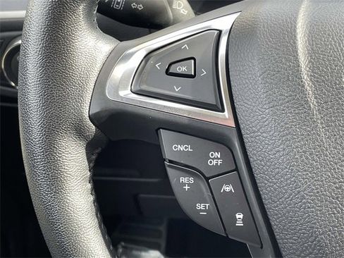 Used 2021 Ford Edge SEL w/ Convenience Package image 16