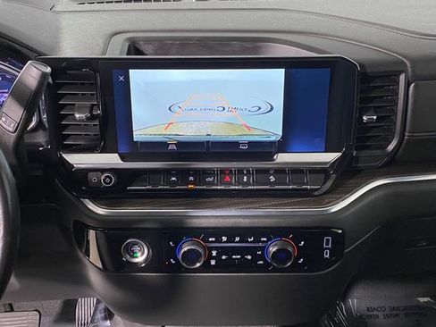 Certified 2022 Chevrolet Silverado 1500 LT Trail Boss image 22