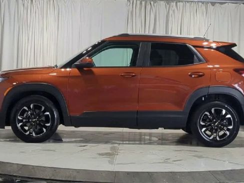 Used 2021 Chevrolet TrailBlazer LT w/ Convenience Package image 6