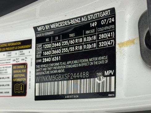 Used 2025 Mercedes-Benz GLC 350e 4MATIC image 52