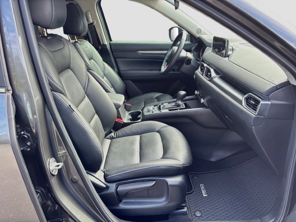 Used 2025 MAZDA CX-5 AWD 2.5 S w/ Select Package image 28